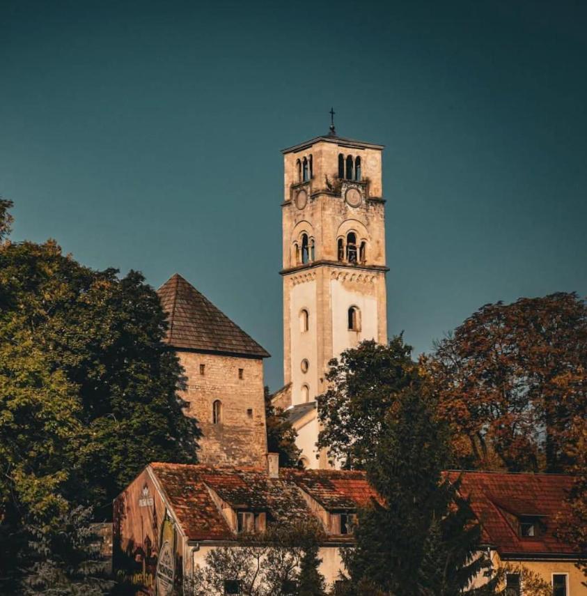 Svila Apartmani Bihać Kültér fotó